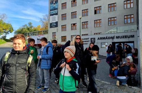 5.B - výuka mimo lavice - Armádní muzeum Žižkov 4. 11. 2025