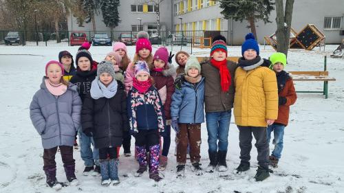 1.oddělení - hry na sněhu